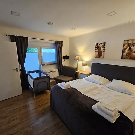 Gruene Stadtrandidylle - 22 Min Bis Potsdamer Platz Apartmán Berlín
