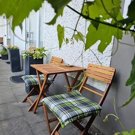 Gruene Stadtrandidylle - 22 Min Bis Potsdamer Platz 아파트